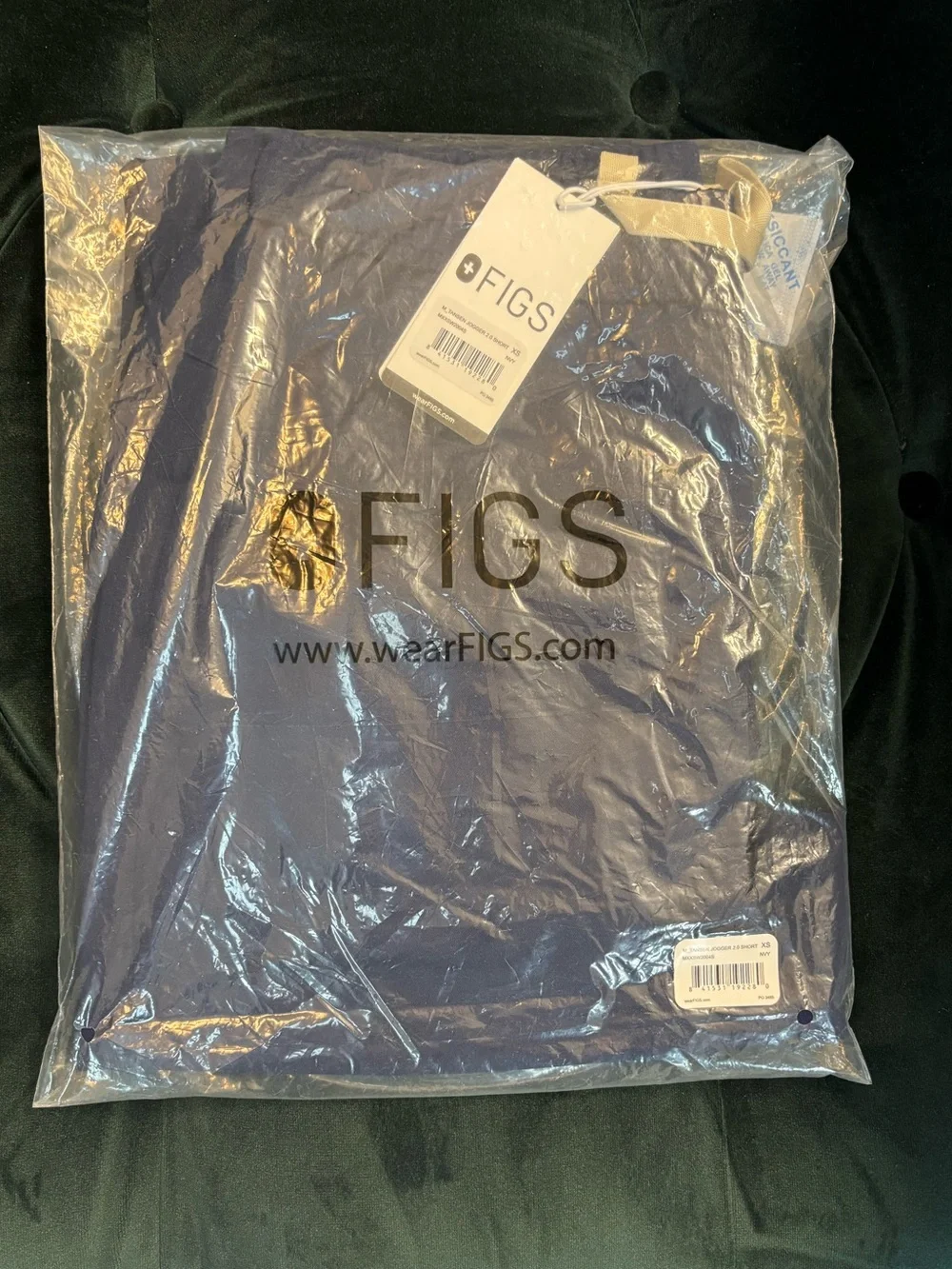 NWT FIGS Men's Tansen Jogger Scrub Pants in Navy - Short